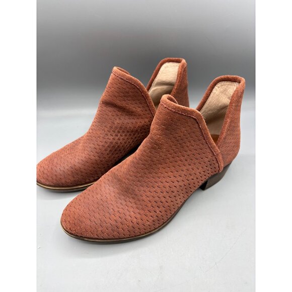Lucky Brand Womens Booties 8 Baley Cedar‎ Oiled Suede Perforated - Picture 1 of 7